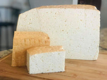 Cargar imagen en el visor de la galería, Queso Frescal Ahumado Nicaragüense
