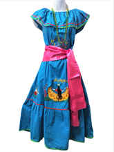 Cargar imagen en el visor de la galería, Trajes Tipicos Niñas
