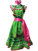 Cargar imagen en el visor de la galería, Trajes Tipicos Niñas
